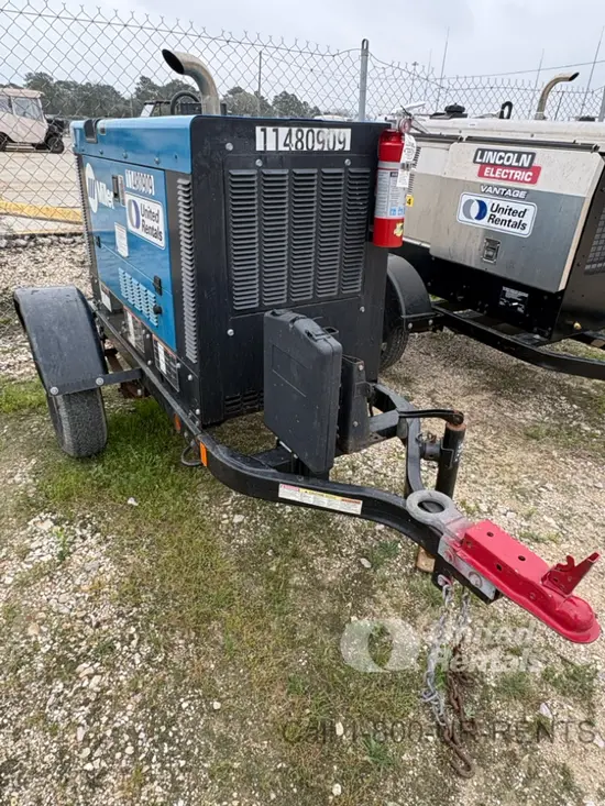 2022 Miller Welders Big Blue 300R Welder