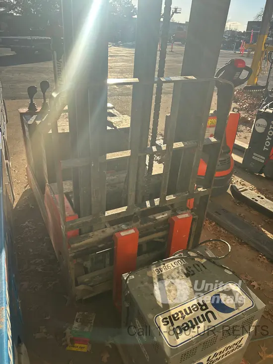 2016 Toyota 6BWC20 Warehouse Forklift