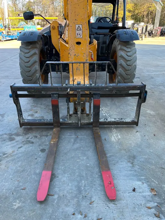 2018 JCB 507-42 Forklift
