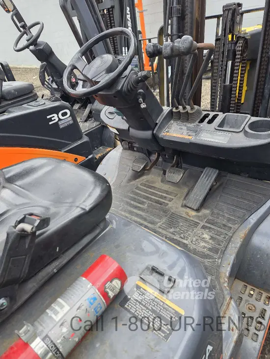 2019 Toyota 8FGU25 Warehouse Forklift