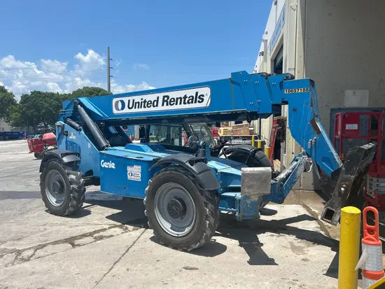 2017 Genie GTH-1056 Forklift