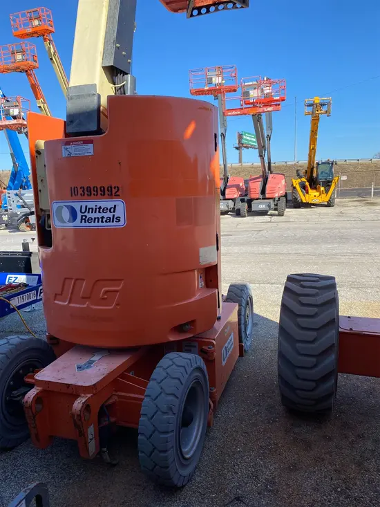 2015 JLG E300AJP Articulating Boom Lift