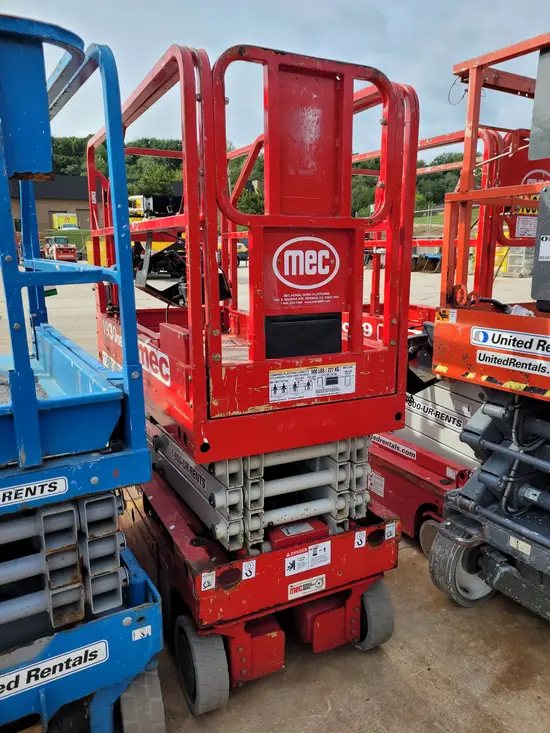 2017 MEC 1930SE Scissor Lift