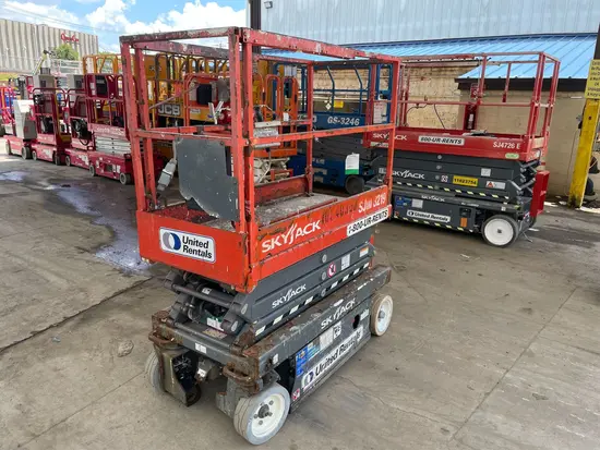 2016 Skyjack SJIII3219 Scissor Lift