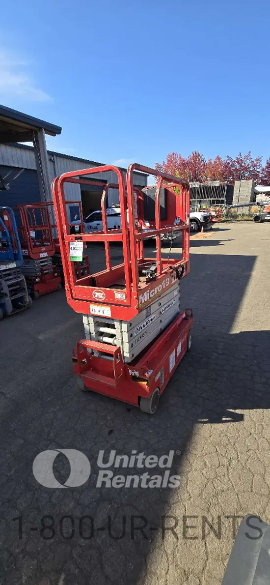 2020 MEC MICRO 19 Scissor Lift