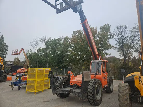 2017 SKYTRAK 10054 Forklift