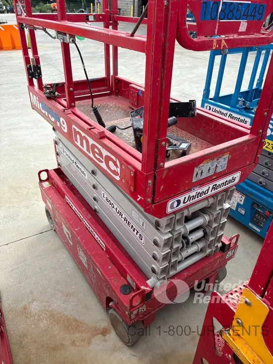 2019 MEC MICRO 19 Scissor Lift