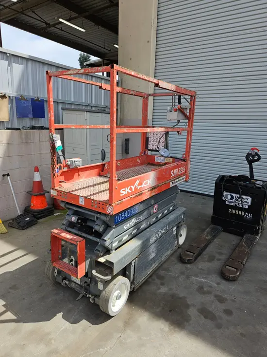 2018 Skyjack SJIII3219 Scissor Lift