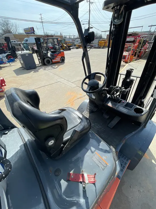 2019 Toyota 8FGU25 Warehouse Forklift