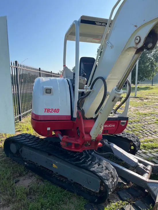 2022 Takeuchi TB240 Mini Excavator