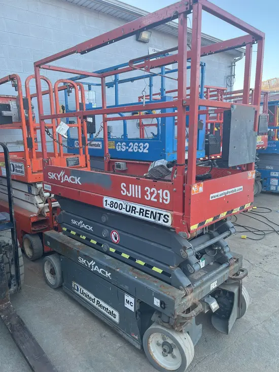 2017 Skyjack SJIII3219 Scissor Lift