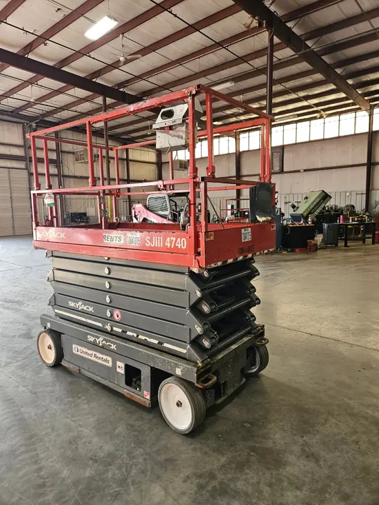 2018 Skyjack SJIII4740 Scissor Lift