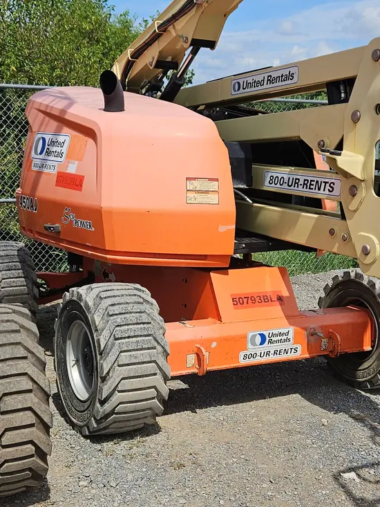 2017 JLG 450AJ Articulating Boom Lift