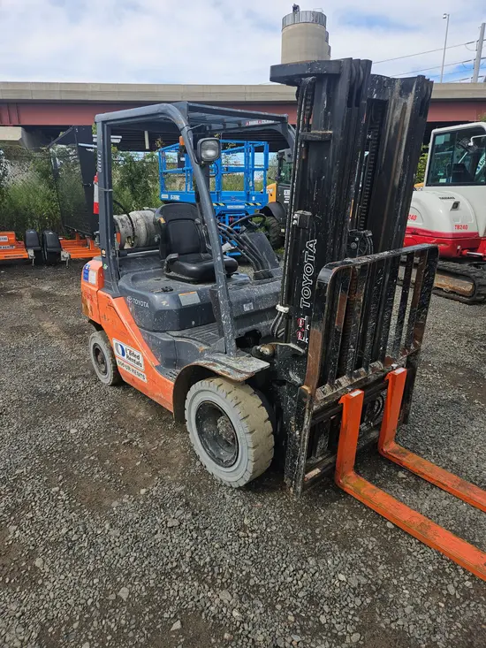 2017 JLG 800S Boom Lift