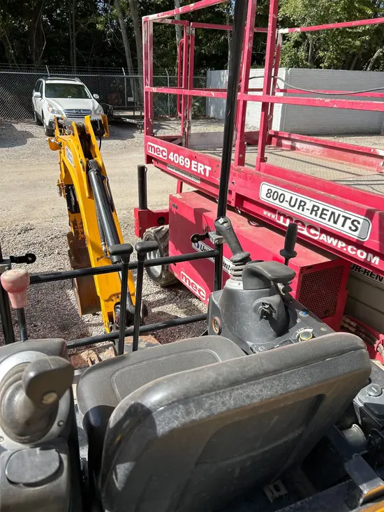 2020 JCB 19C-1E Mini Excavator