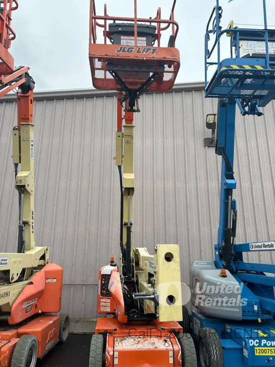 2017 JLG E400AJPN Articulating Boom Lift