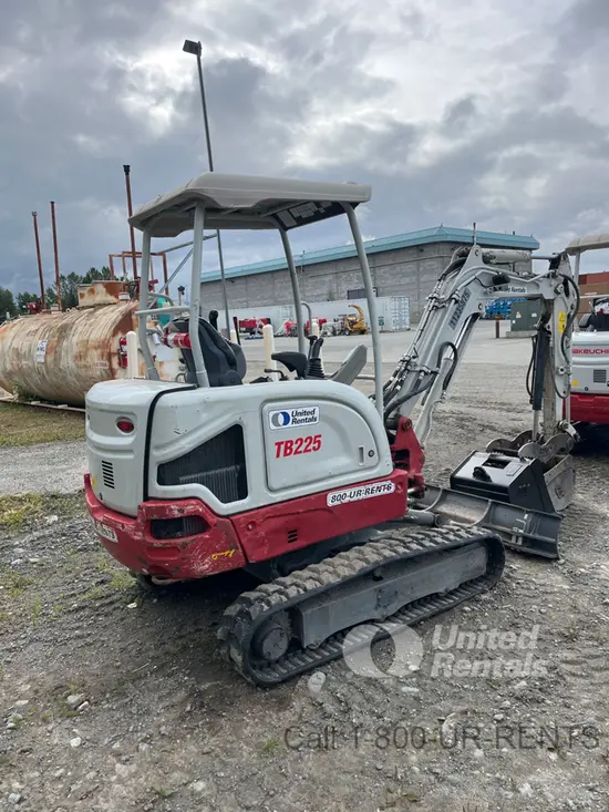 2021 Takeuchi TB225R Mini Excavator