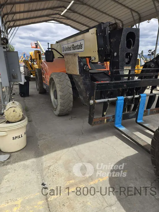 2019 JLG 1055 Forklift