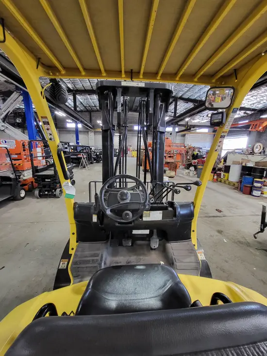 2014 HYSTER H80FT Warehouse Forklift