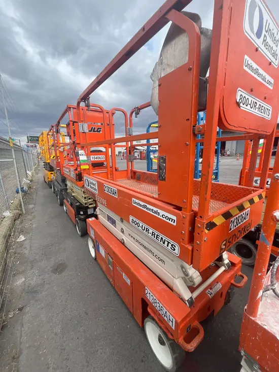 2018 Snorkel S3219E Scissor Lift
