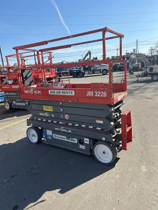 2018 Skyjack SJIII3226 Scissor Lift
