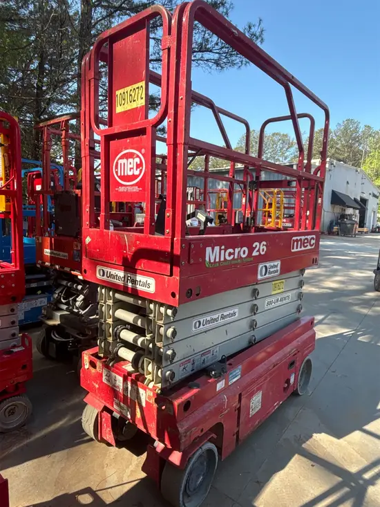 2019 MEC MICRO 26 Scissor Lift