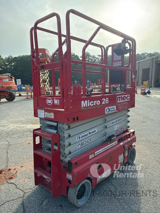2020 MEC MICRO 26 Scissor Lift