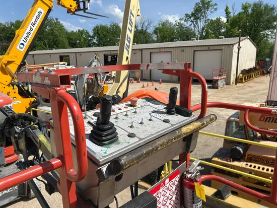 2017 Skyjack SJ30ARJE Articulating Boom Lift