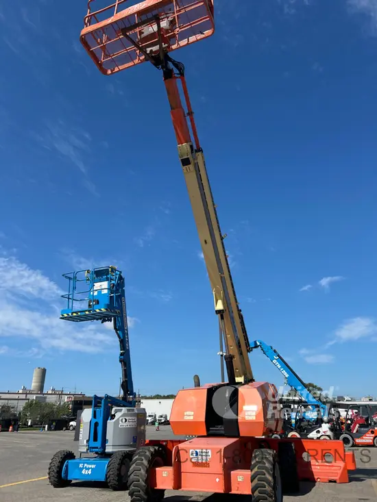 2017 JLG 600S Boom Lift