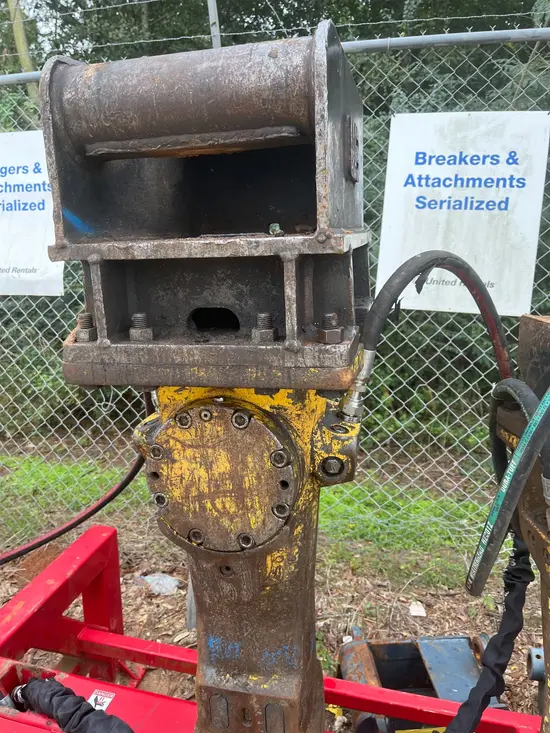 2017 Atlas Copco SB 452 Attachment