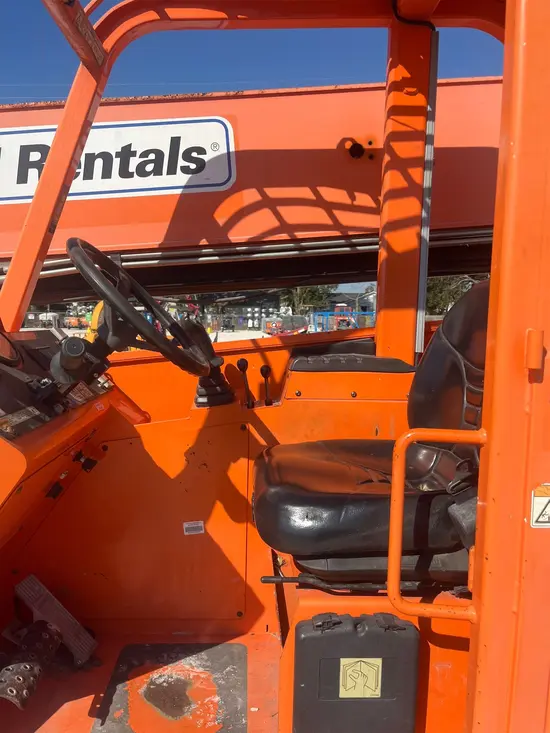 2016 SKYTRAK 6042 Forklift