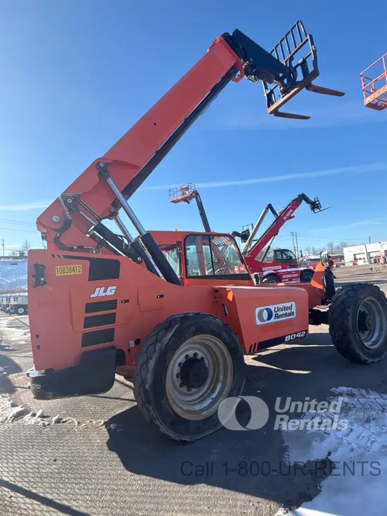 2018 SKYTRAK 8042 Forklift