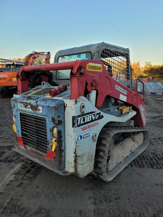 2019 Takeuchi TL10V2-CR Track Loader