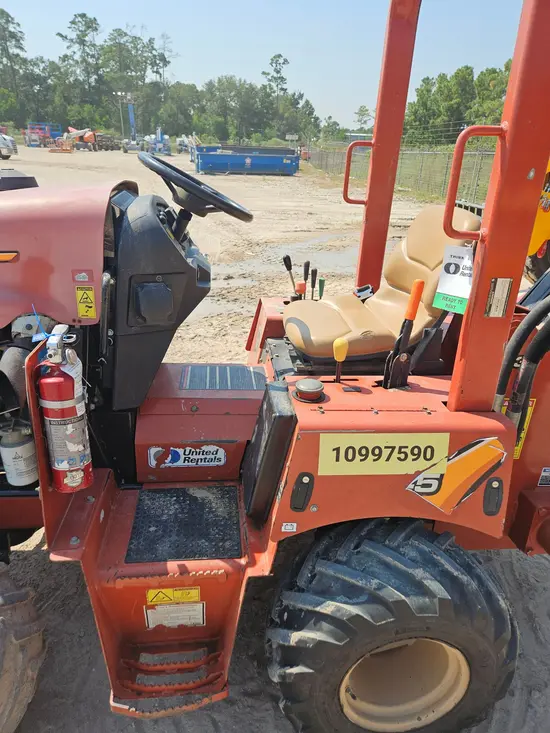 2019 Ditch Witch RT45A Trencher