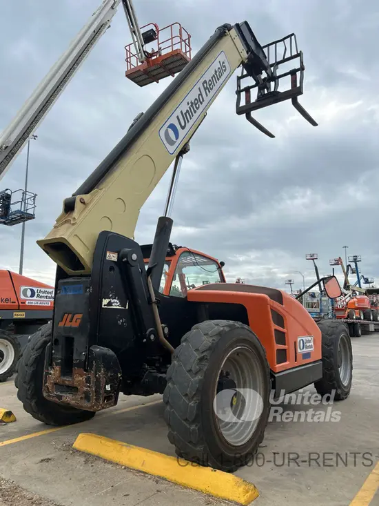 2016 JLG 642 Forklift