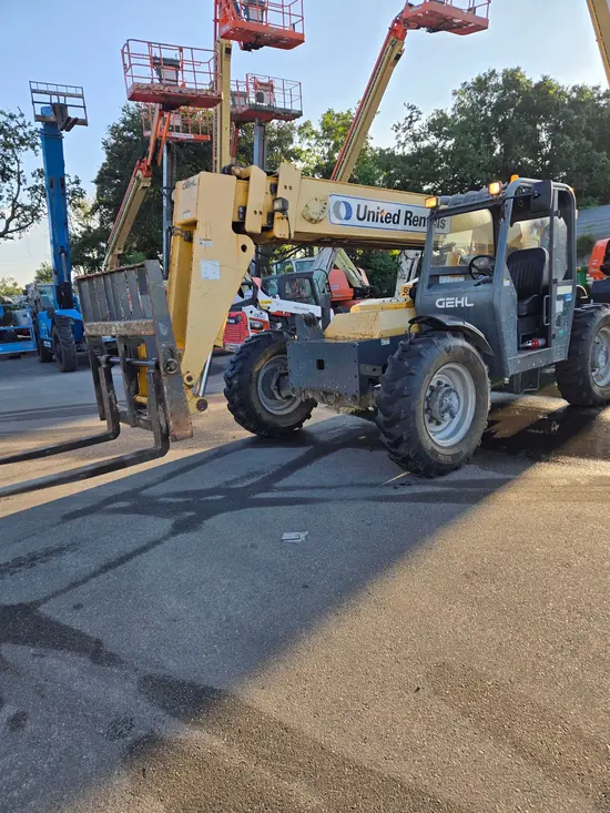2017 Gehl RS8-42 Forklift