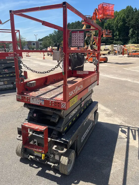 2016 Skyjack SJIII3219 Scissor Lift