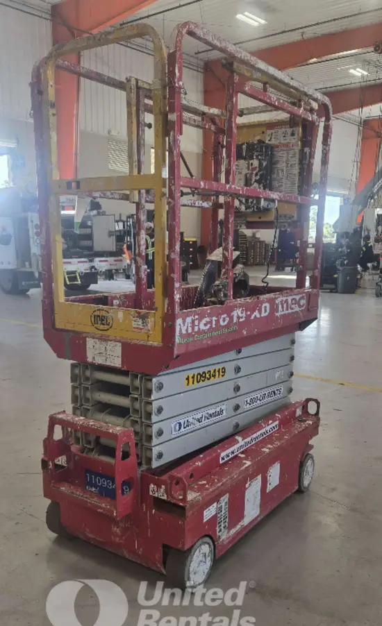 2020 MEC MICRO 19-XD Scissor Lift