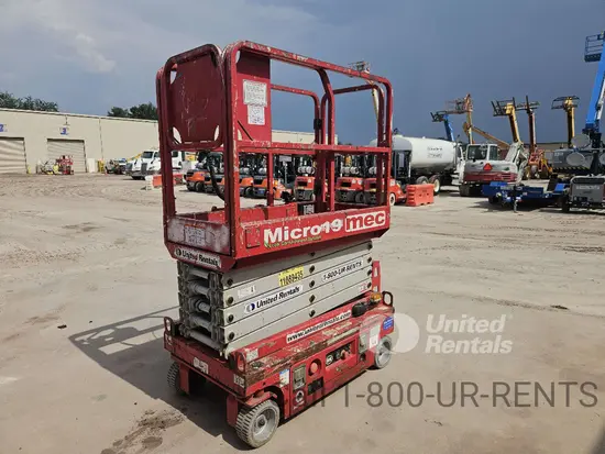 2020 MEC MICRO 19 Scissor Lift