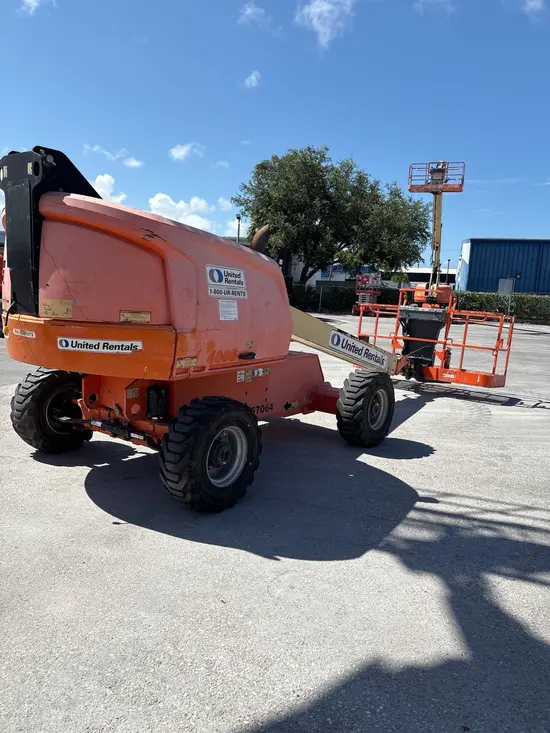 2016 JLG 400S Boom Lift