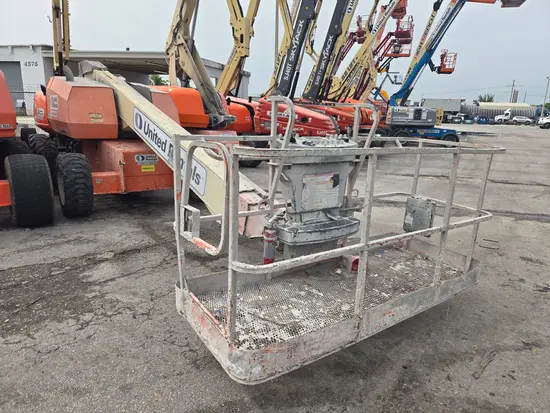 2017 JLG 600S Boom Lift