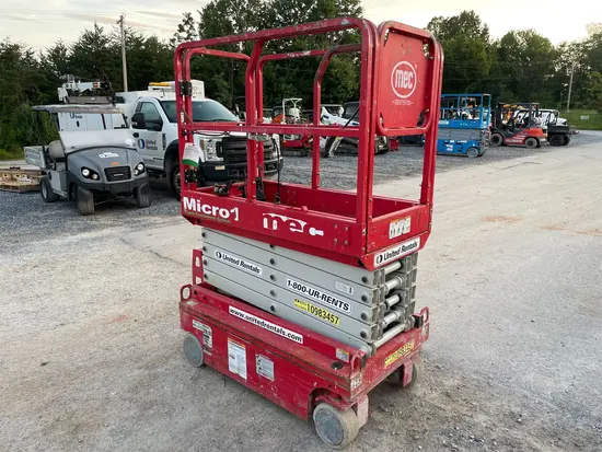 2019 MEC MICRO 19 Scissor Lift