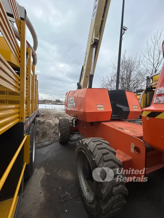 2017 JLG 600S Boom Lift
