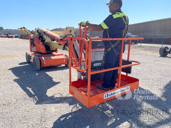 2018 JLG E450AJ Articulating Boom Lift