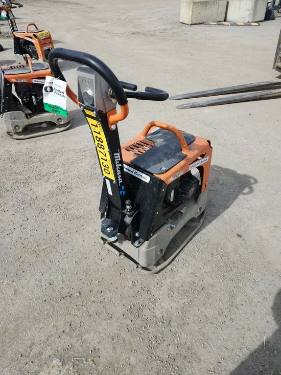 2024 Multiquip MVH208GH Vibratory Plate Compactor