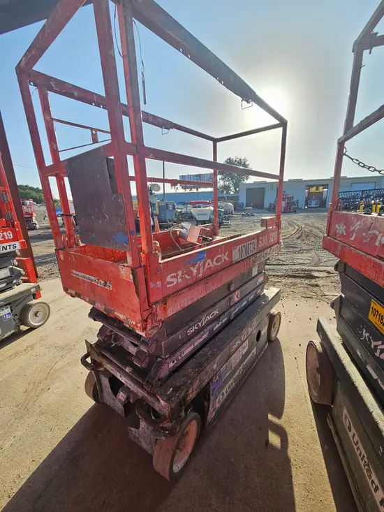 2018 Skyjack SJIII3219 Scissor Lift