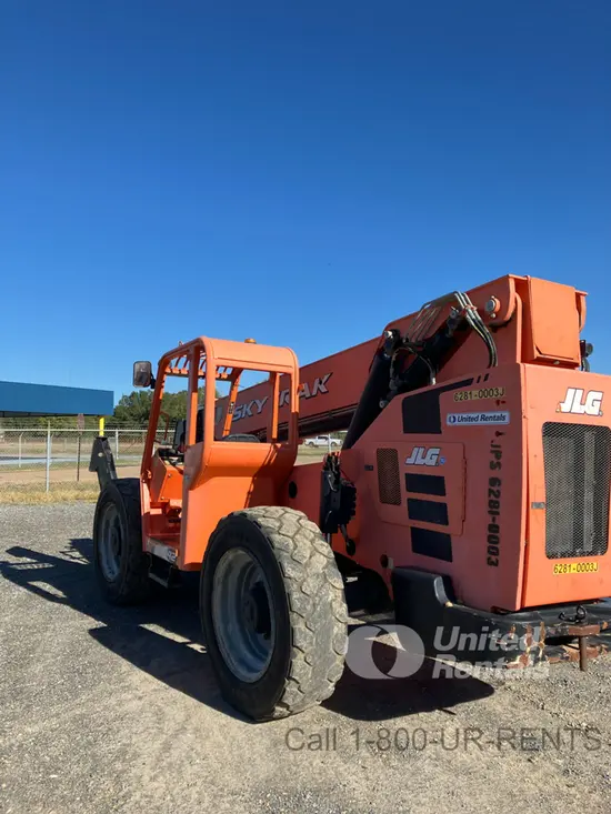 2018 SKYTRAK 10042 Forklift