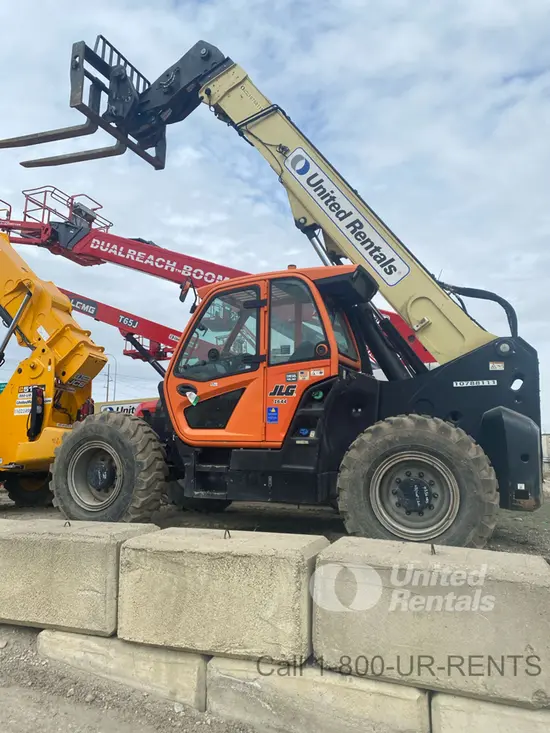2018 JLG 1644 Forklift