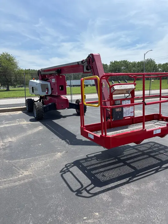 2016 MEC 60JD Boom Lift