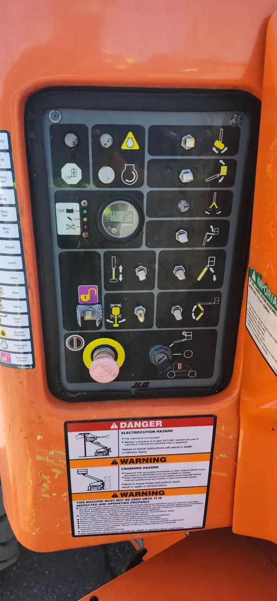 2017 JLG E450AJ Articulating Boom Lift